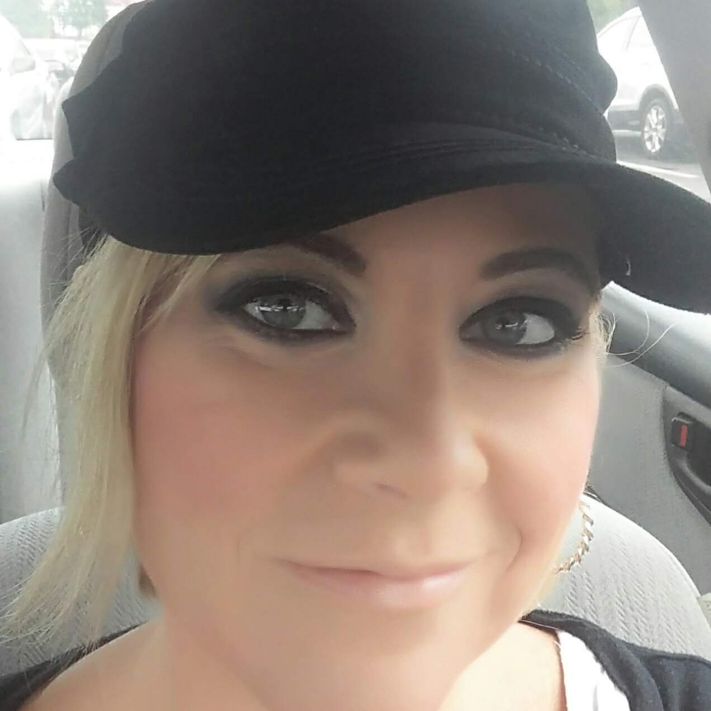 Meet your Posher, Jennifer